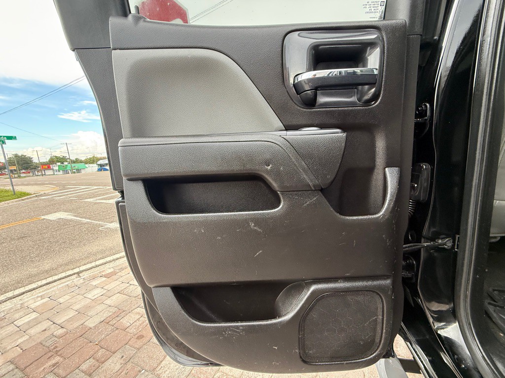 2017 GMC Sierra Image 32