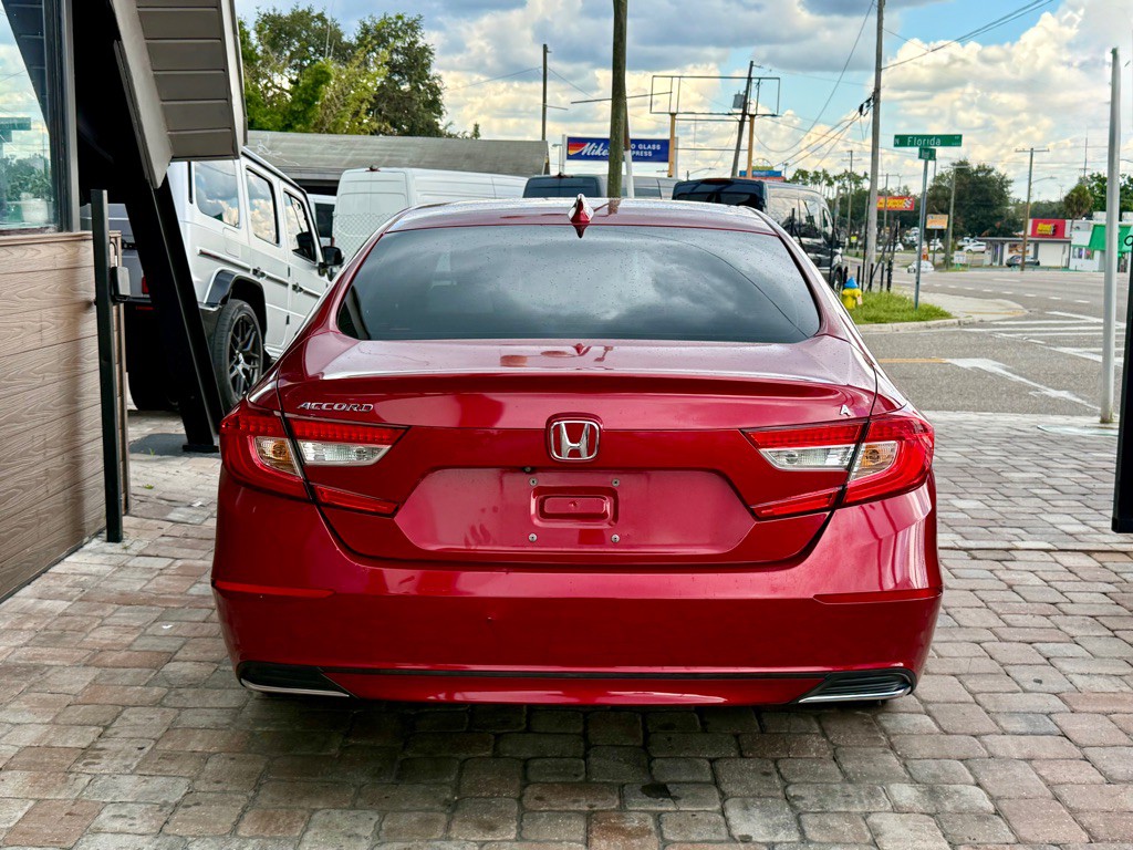 2018 Honda Accord Image 8