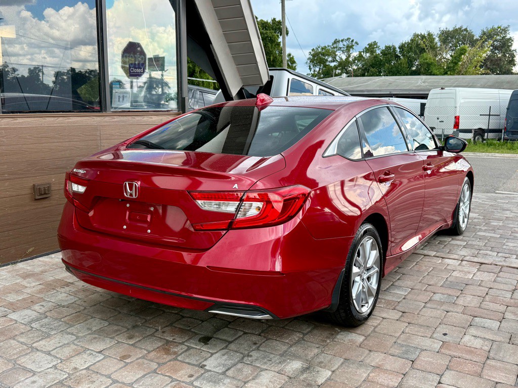 2018 Honda Accord Image 9