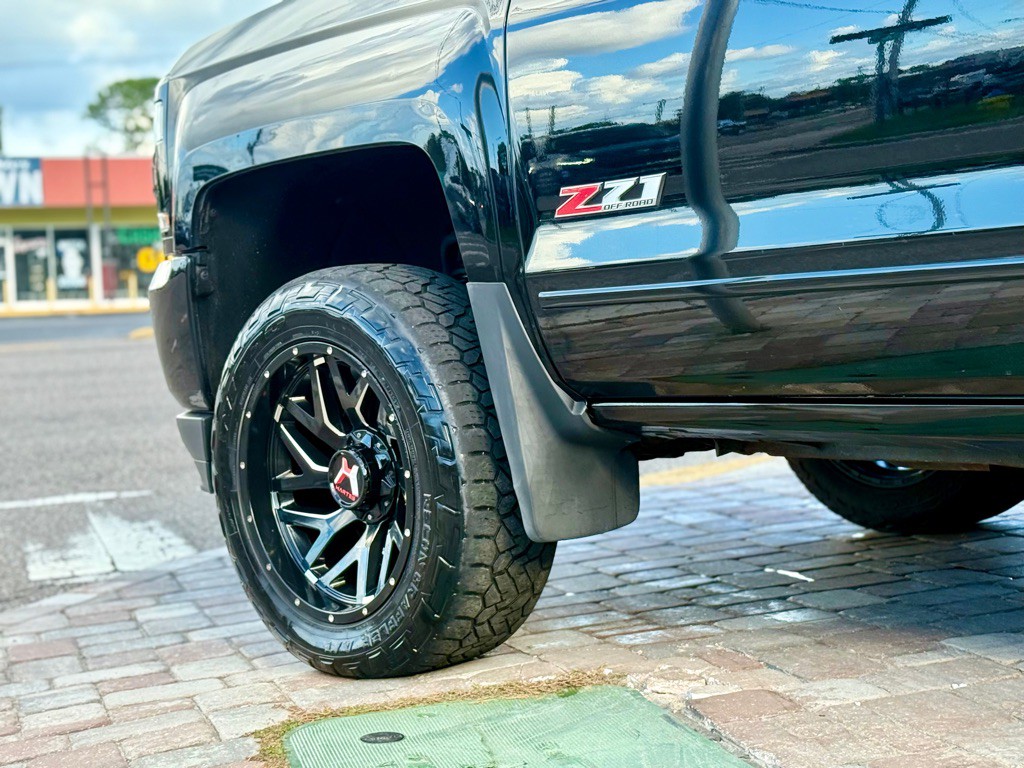 2018 Chevrolet Silverado 1500 Image 9