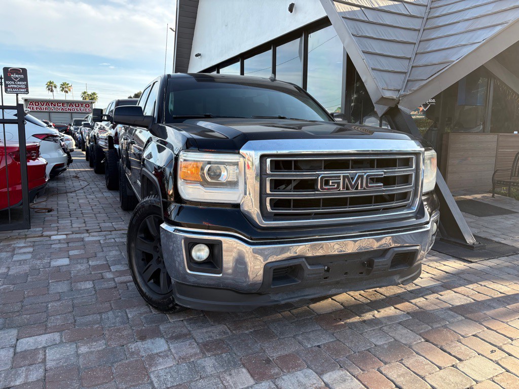 2014 GMC Sierra Image 2