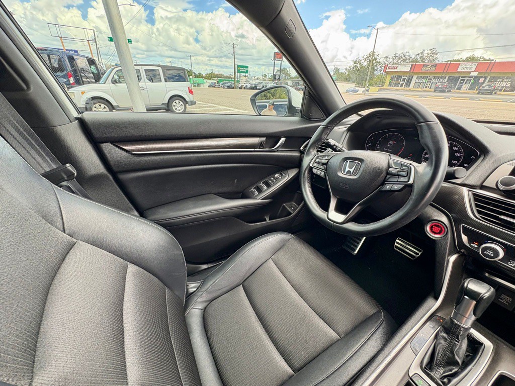 2019 Honda Accord Image 10
