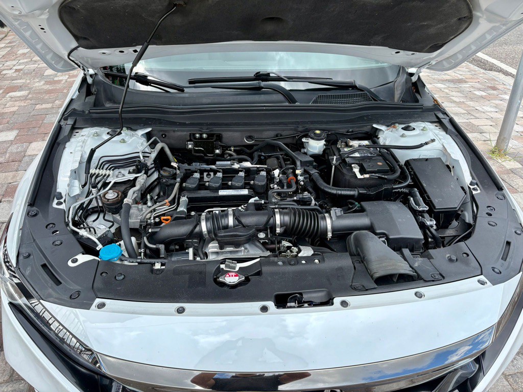 2019 Honda Accord Image 11