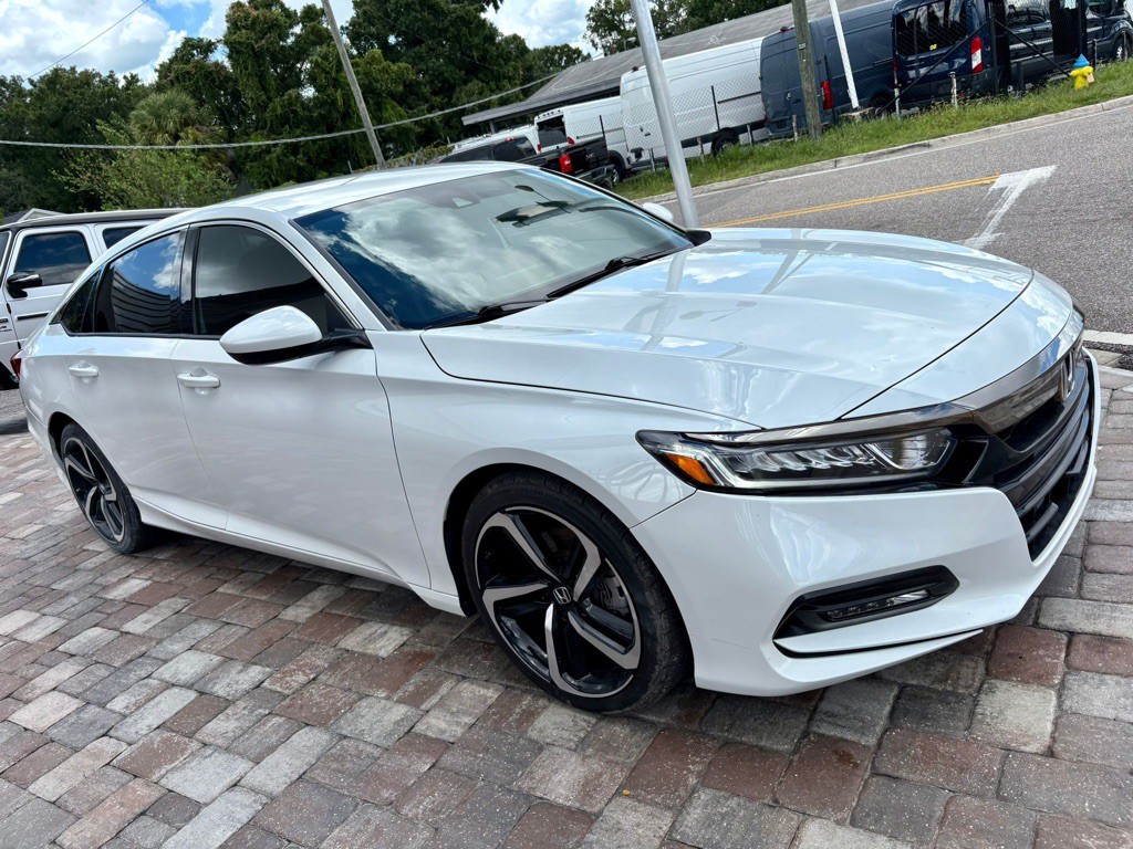 2019 Honda Accord Image 3