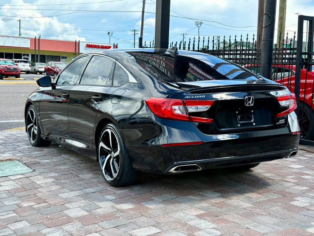 2018 Honda Accord Image 8