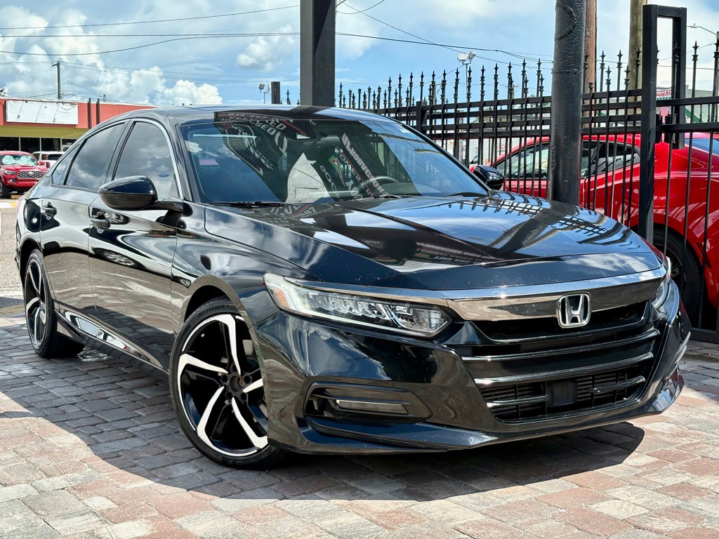 2018 Honda Accord Image 2