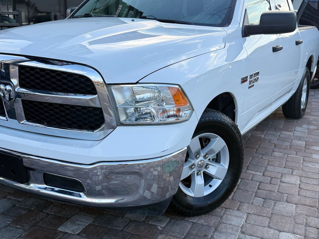 2019 RAM 1500 Image 9