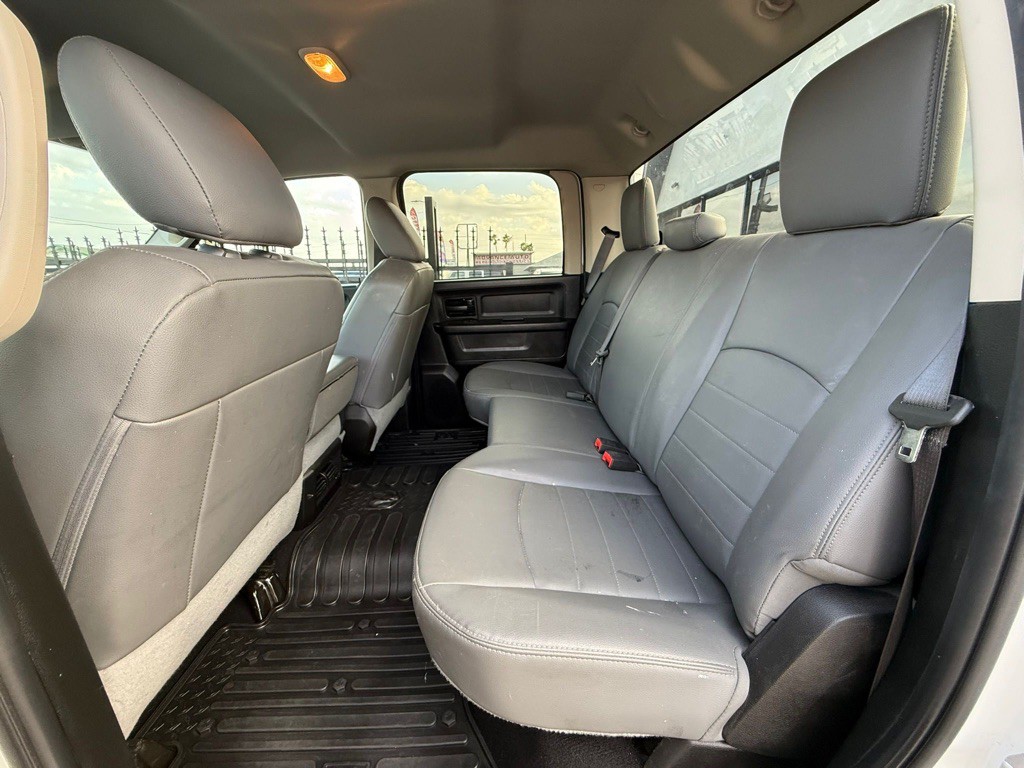 2019 RAM 1500 Image 16
