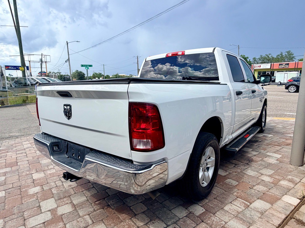 2019 RAM 1500 Image 9