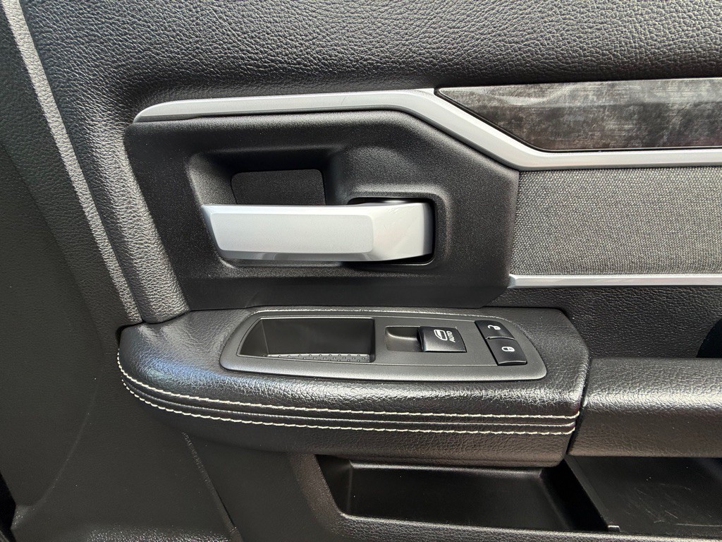 2022 RAM 3500 Image 41