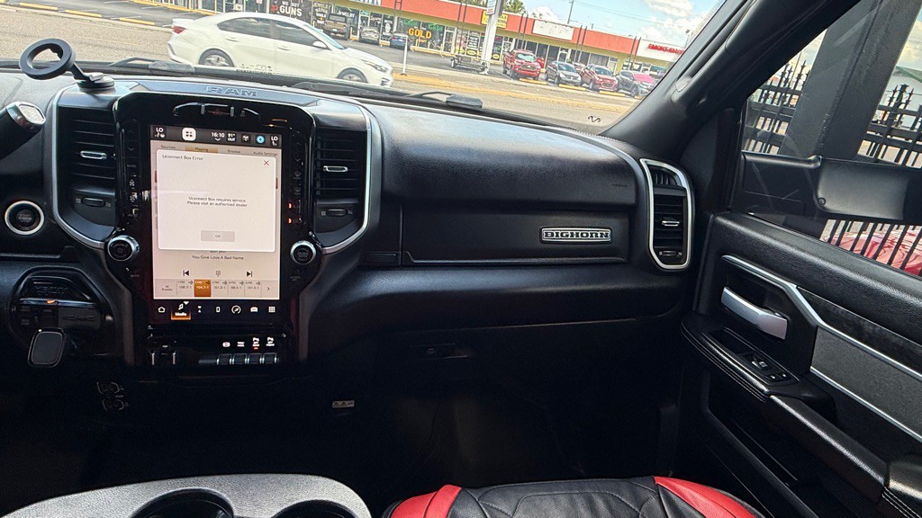 2022 RAM 3500 Image 42