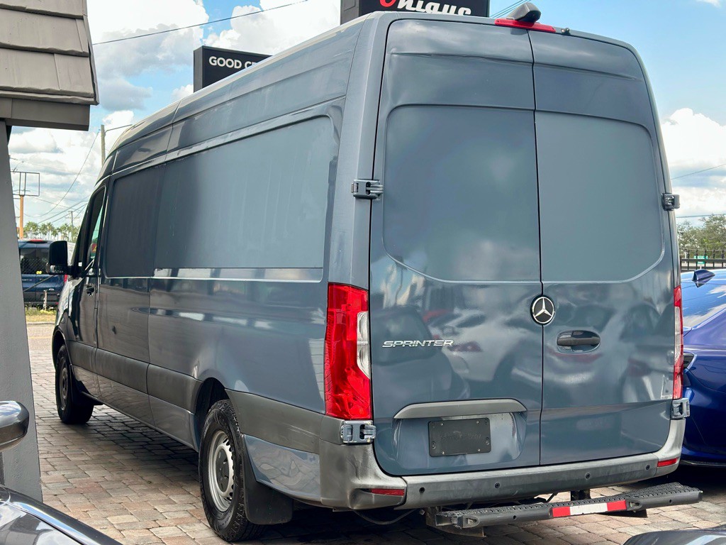 2019 Mercedes-Benz Sprinter Image 5