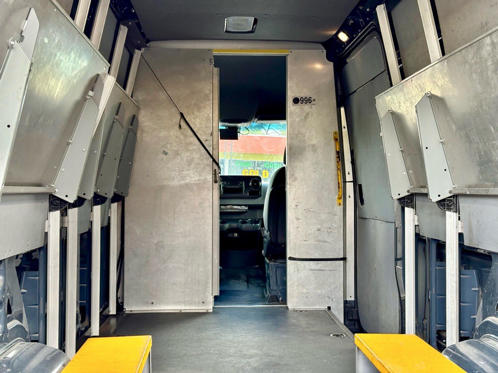 2019 Mercedes-Benz Sprinter Image 14