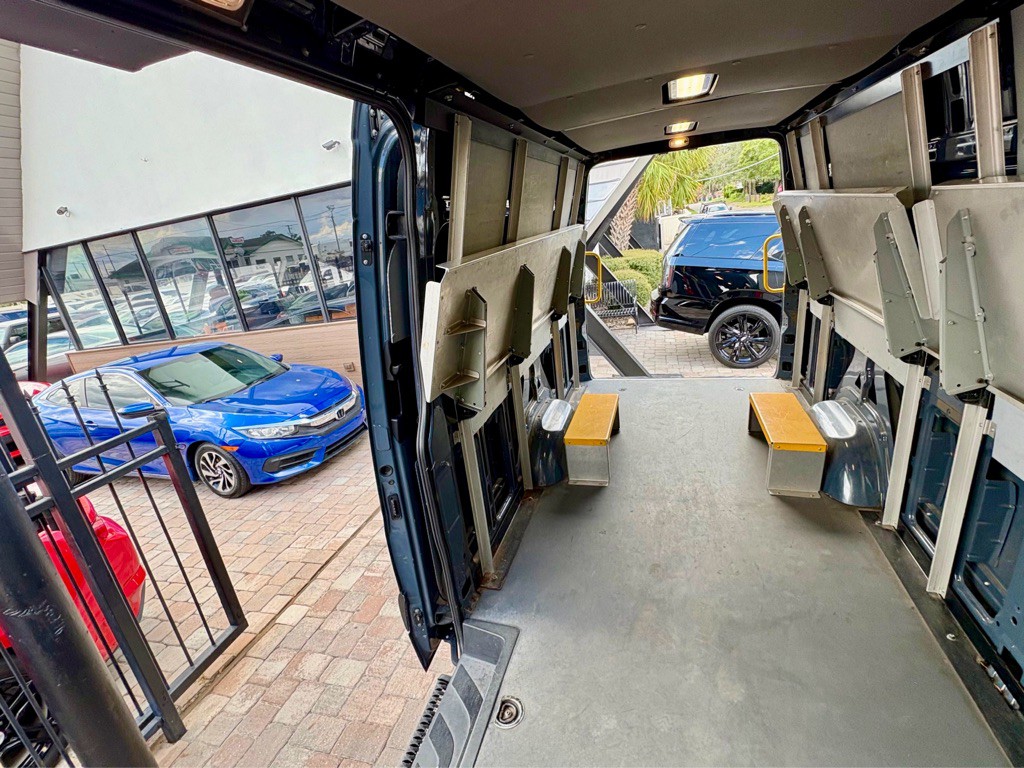 2019 Mercedes-Benz Sprinter Image 18