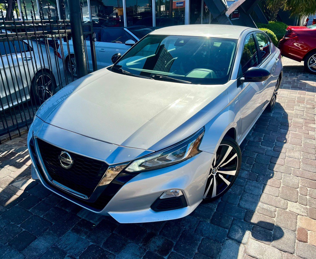 2020 Nissan Altima Image 1