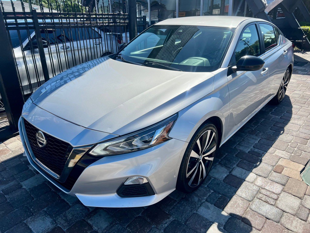 2020 Nissan Altima Image 4
