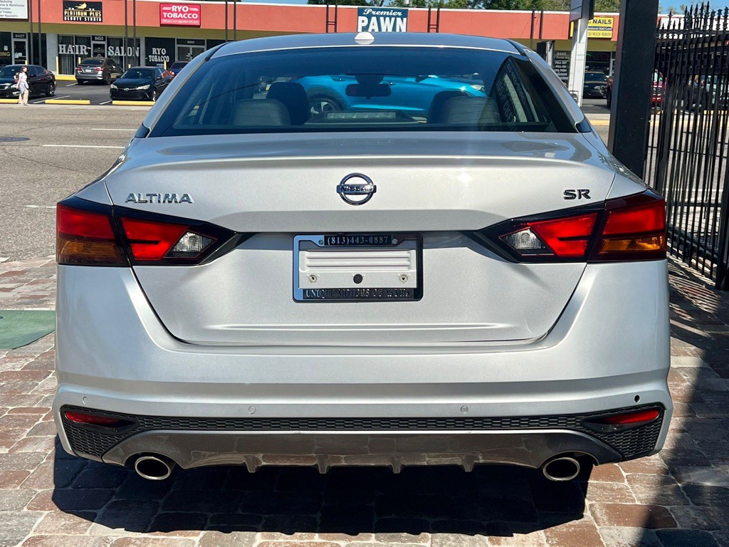2020 Nissan Altima Image 7