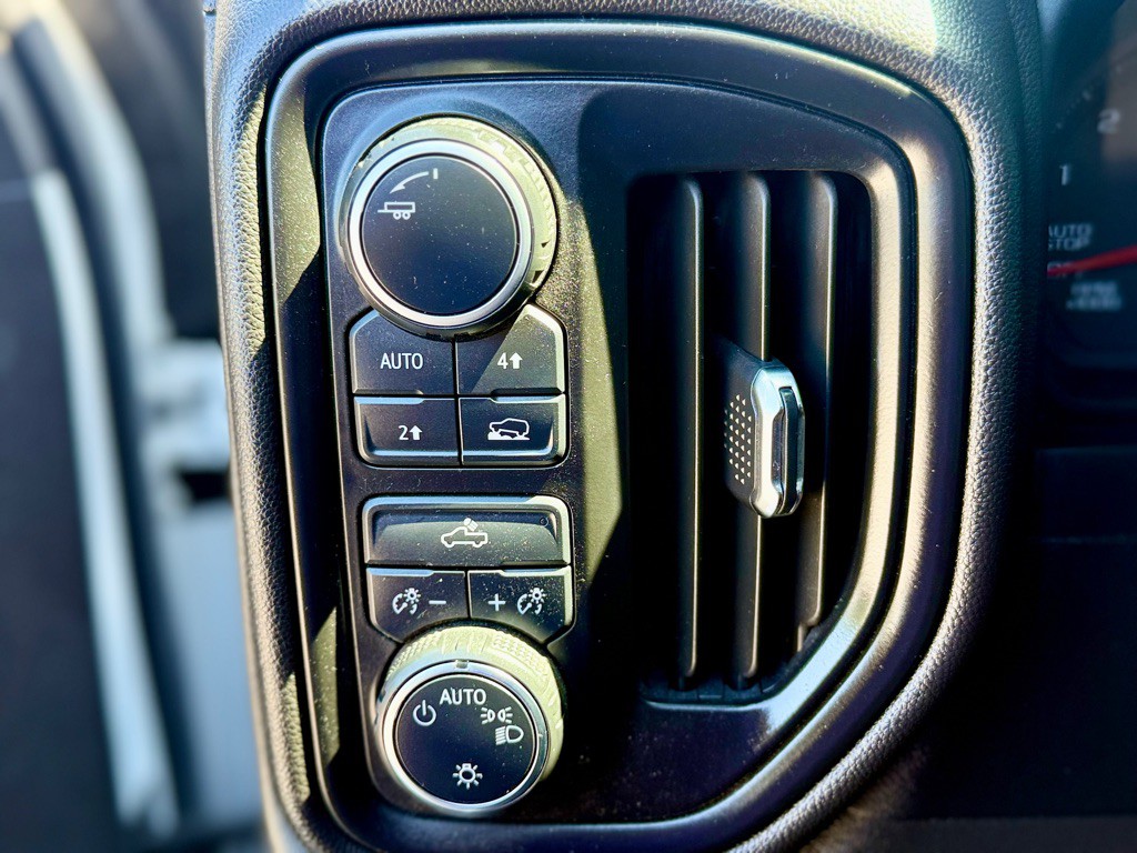 2022 Chevrolet Silverado 1500 Image 40
