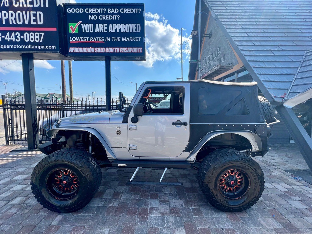 2014 Jeep Wrangler Image 6