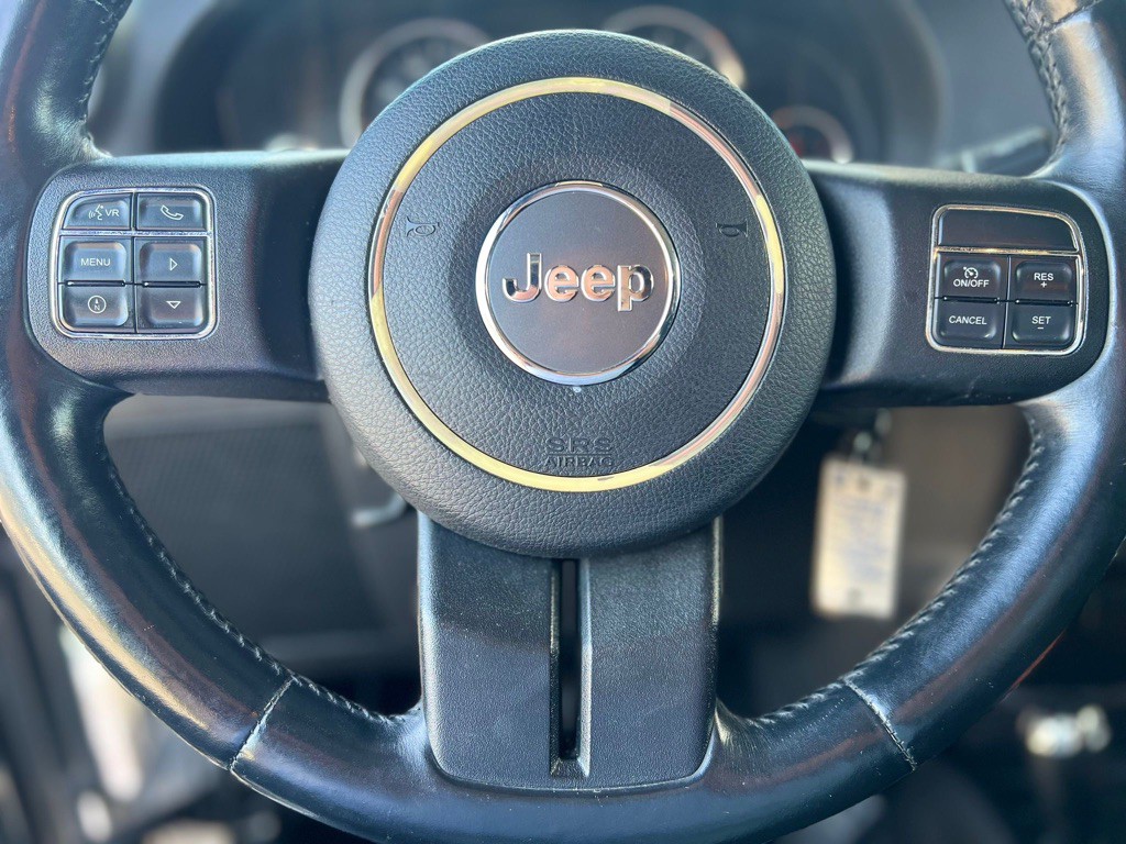 2014 Jeep Wrangler Image 25