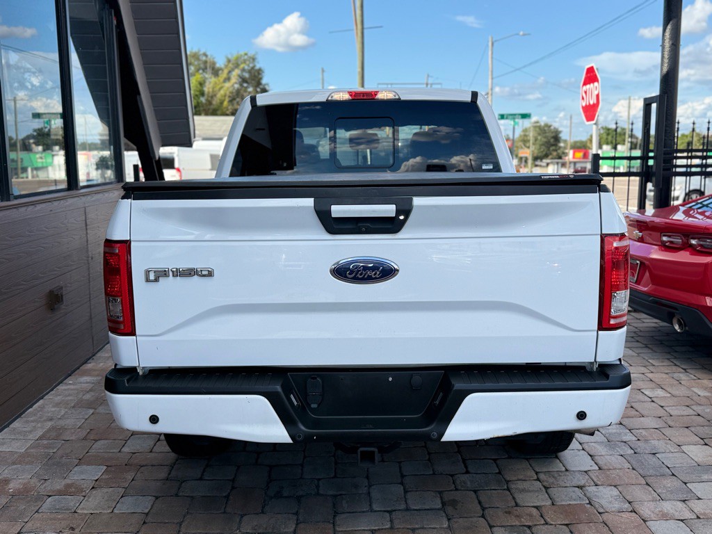2017 Ford F-150 Image 8