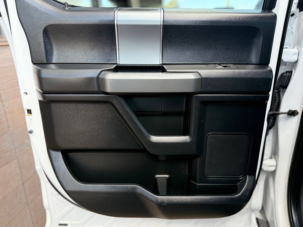 2017 Ford F-150 Image 36