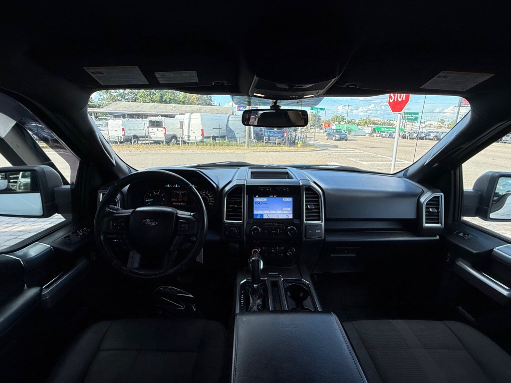 2017 Ford F-150 Image 38
