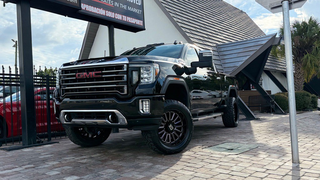 2020 GMC Sierra Image 1