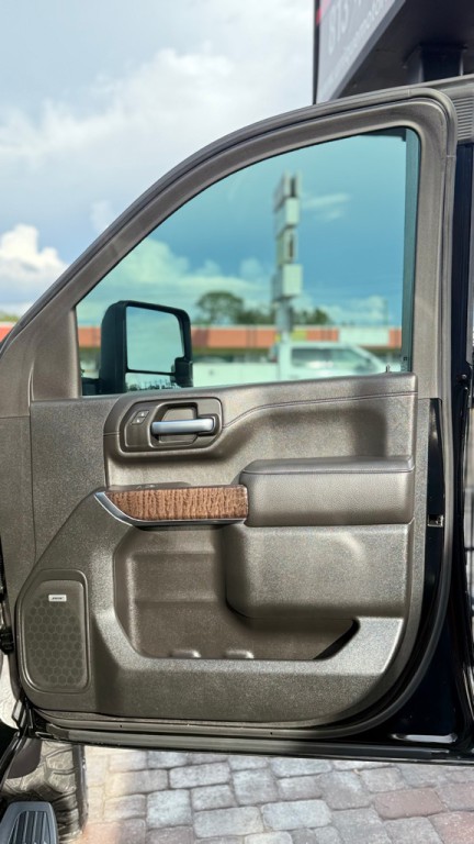 2020 GMC Sierra Image 30