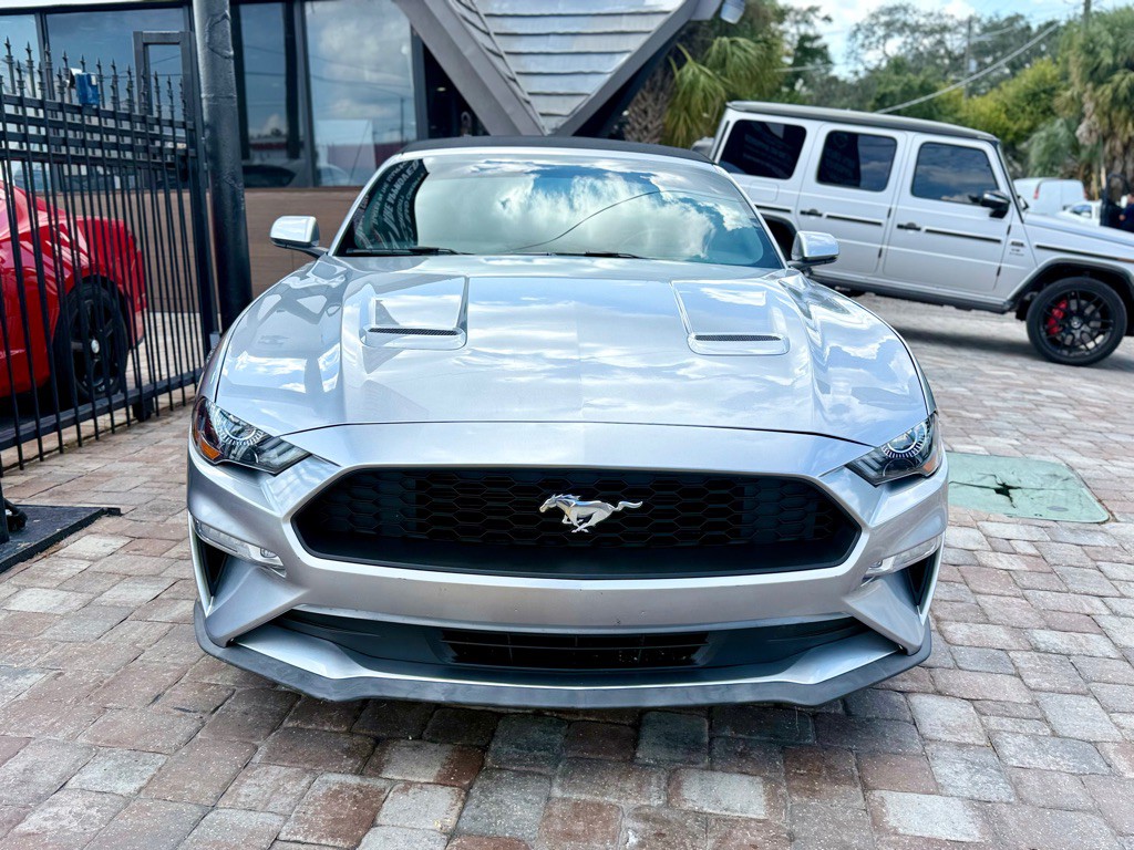 2020 Ford Mustang Image 4