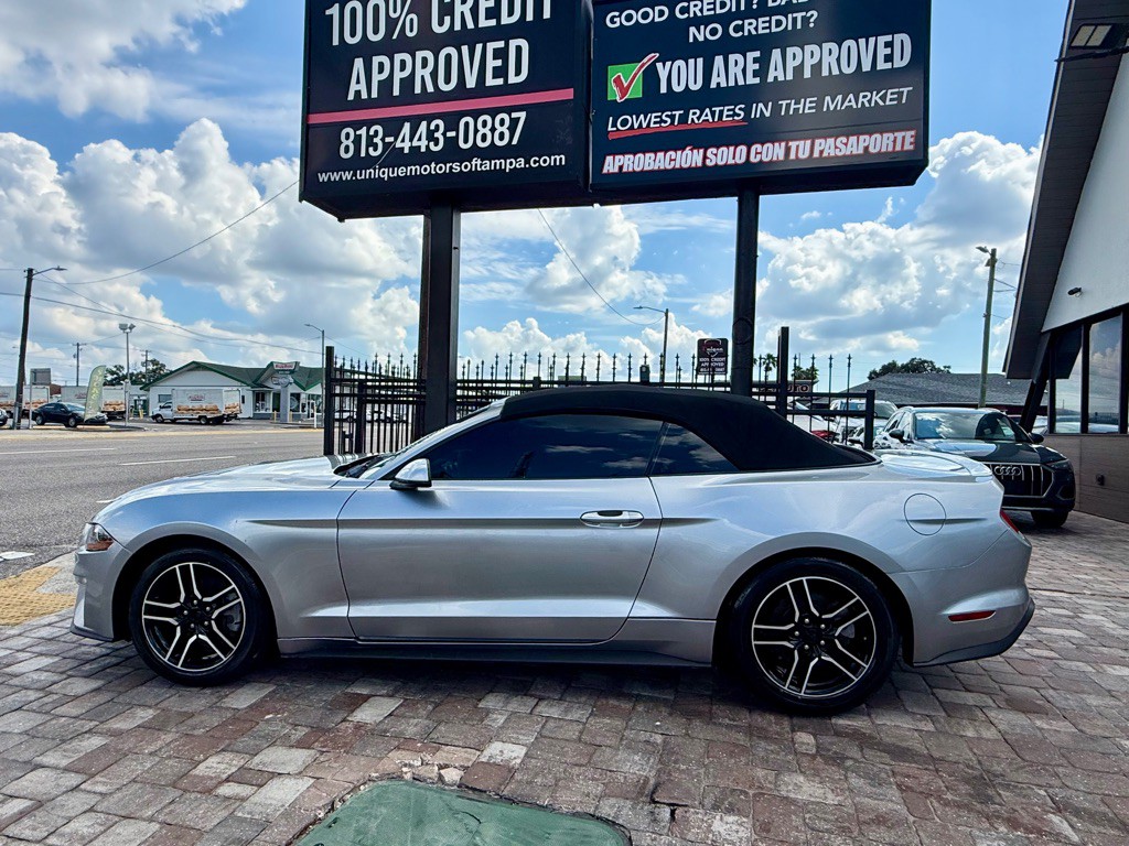 2020 Ford Mustang Image 6