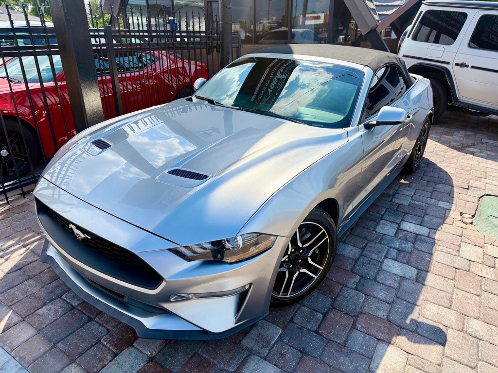 2020 Ford Mustang Image 23