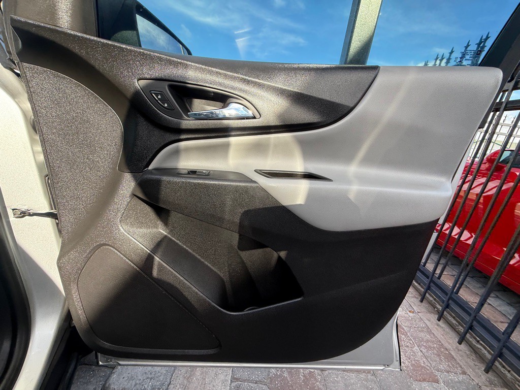 2020 Chevrolet Equinox Image 33