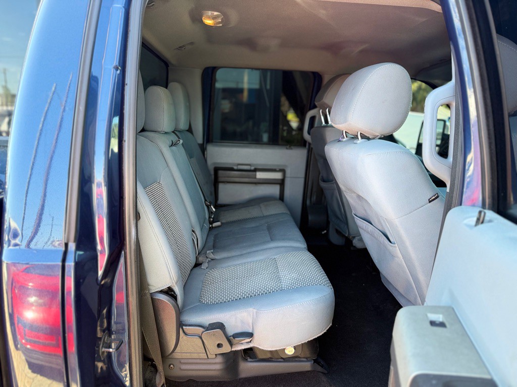 2015 Ford F-250 Image 16