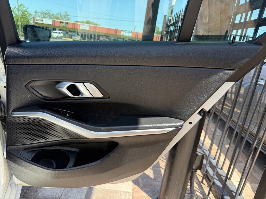 2020 BMW 3 Series Image 40