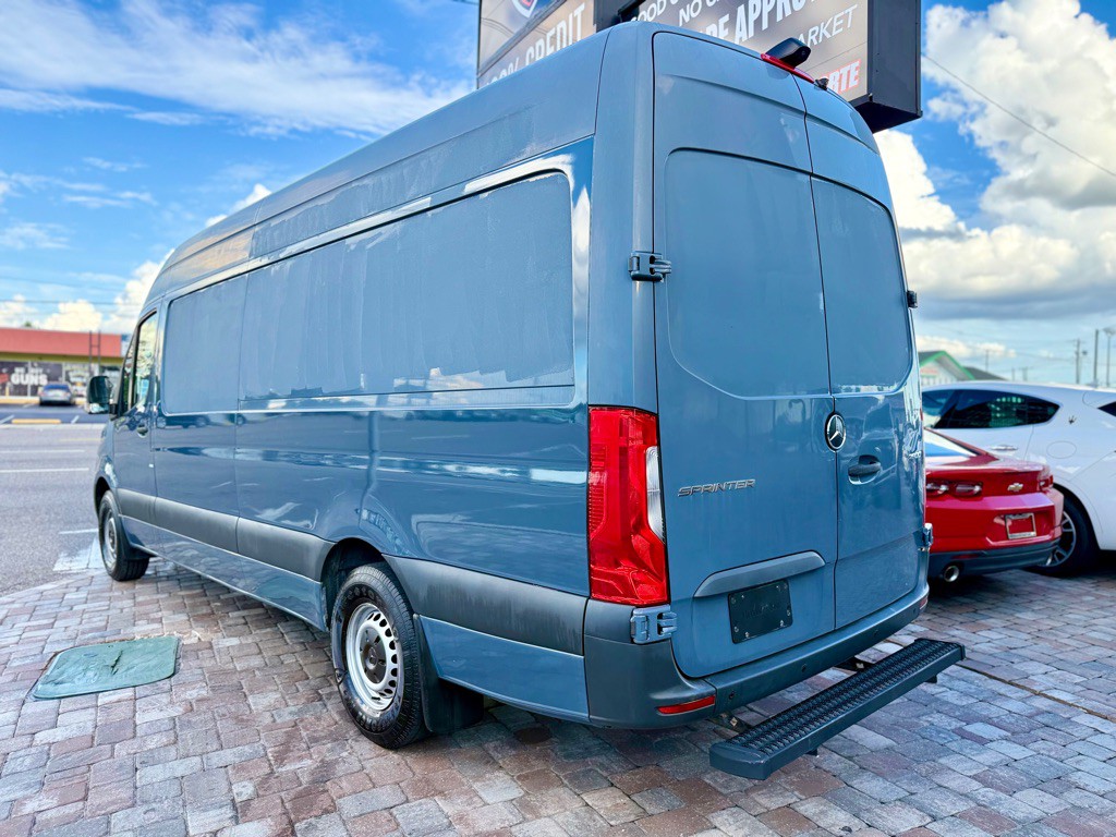 2019 Mercedes-Benz Sprinter Image 6