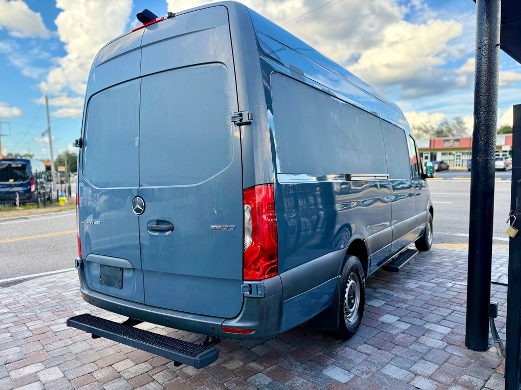 2019 Mercedes-Benz Sprinter Image 8