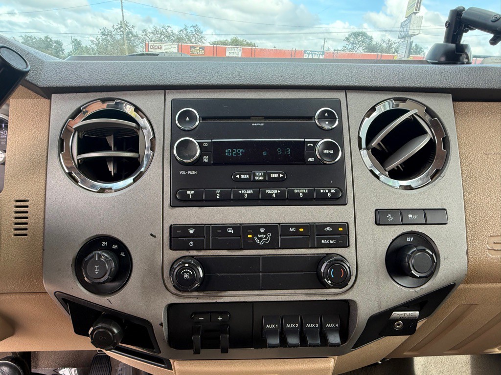 2013 Ford F-250 Image 17