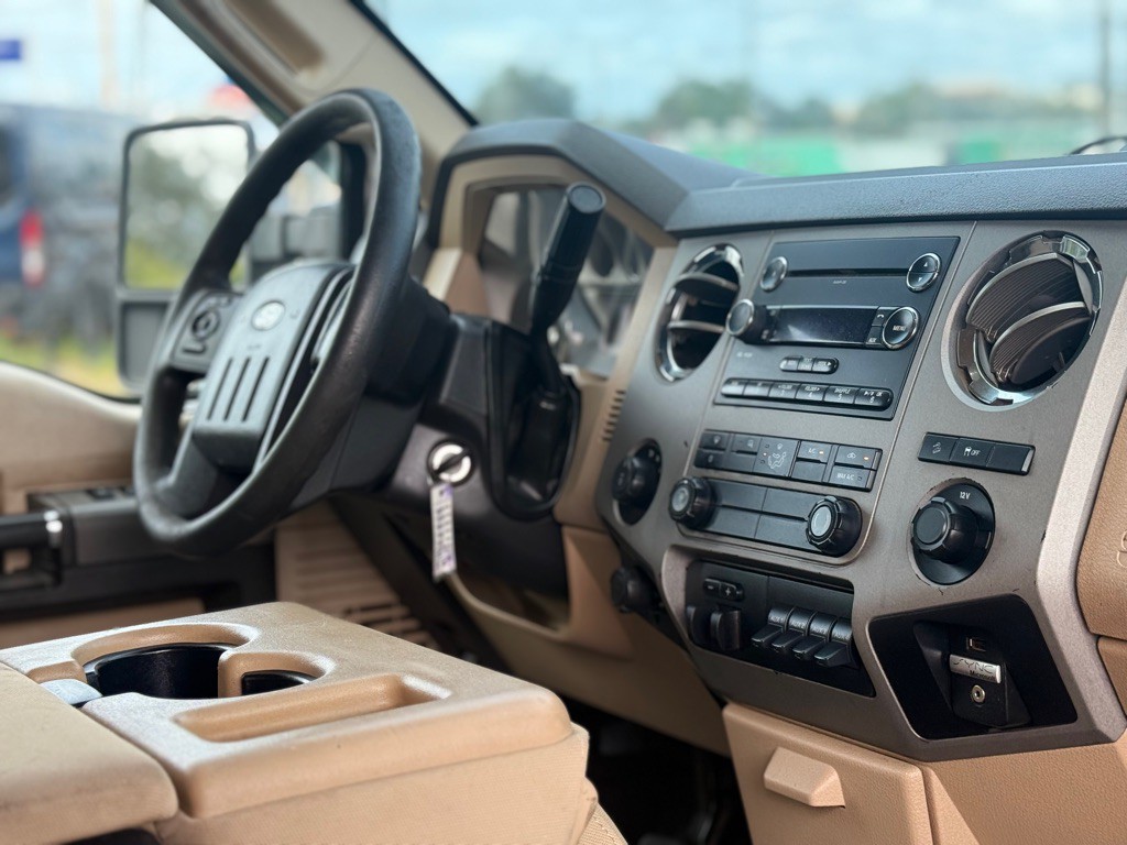 2013 Ford F-250 Image 21