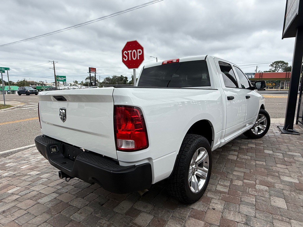 2016 RAM 1500 Image 2
