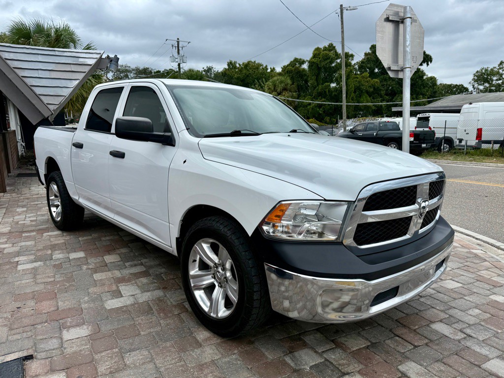 2016 RAM 1500 Image 3