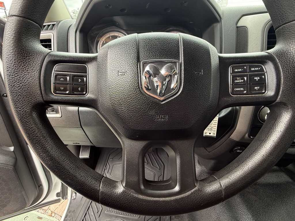 2016 RAM 1500 Image 13