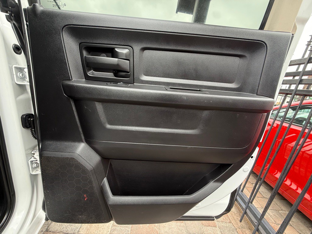 2016 RAM 1500 Image 26