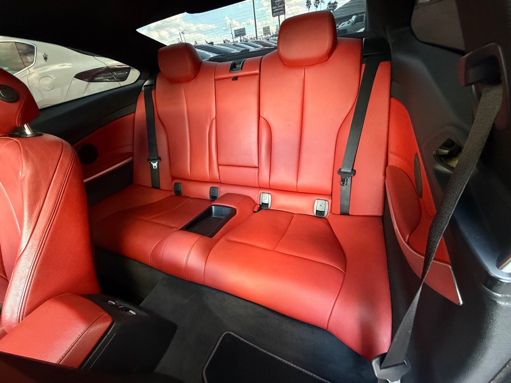 2016 BMW 4 Series Image 17