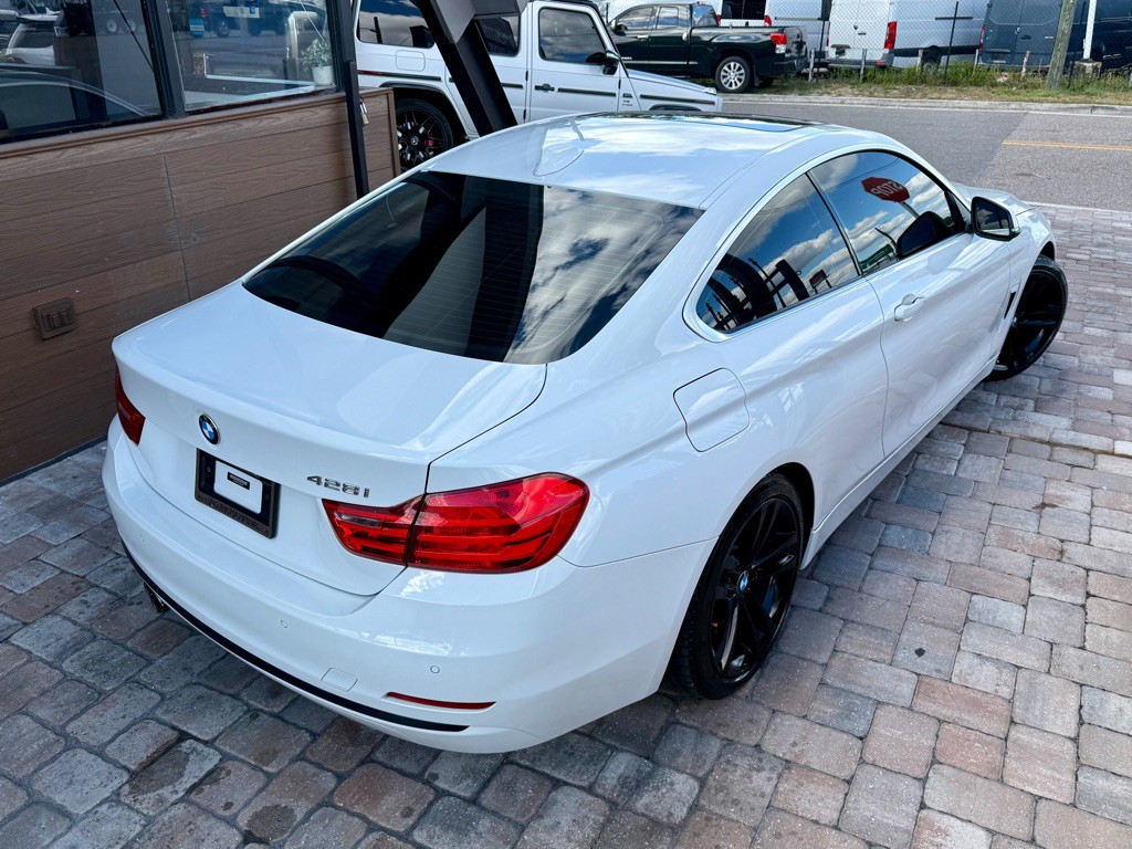 2016 BMW 4 Series Image 32