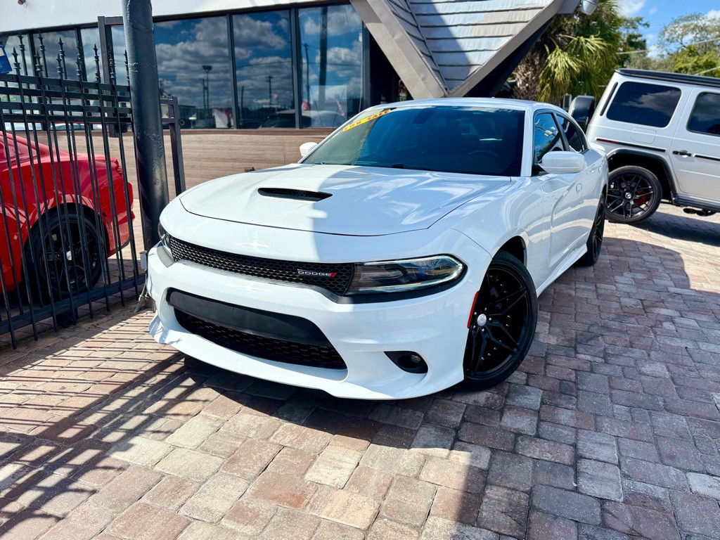 2019 Dodge Charger Image 1
