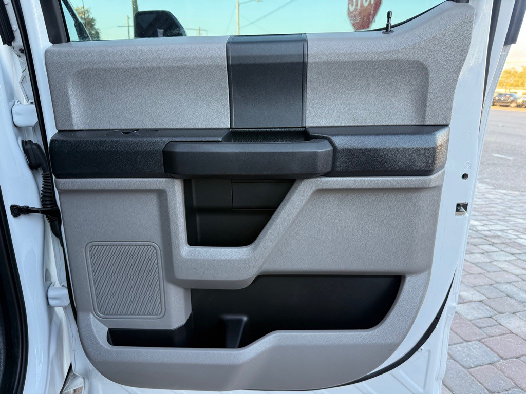 2020 Ford F-350 Image 30