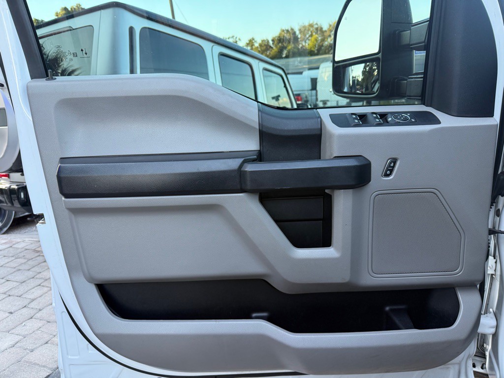 2020 Ford F-350 Image 31