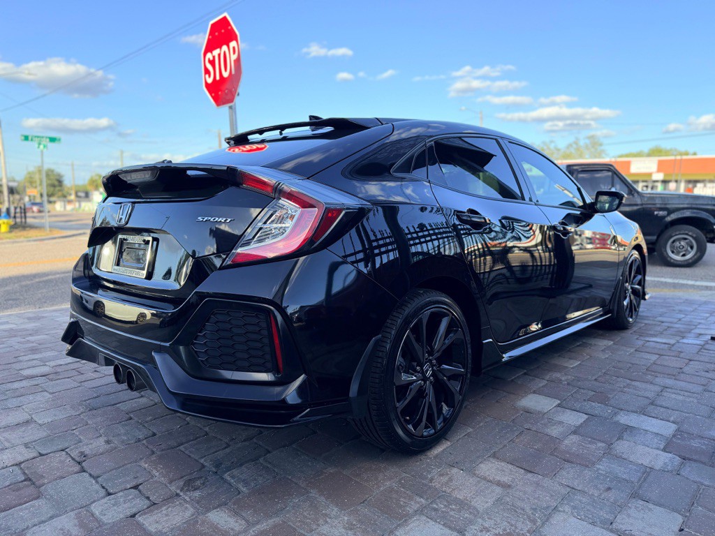 2019 Honda Civic Image 8