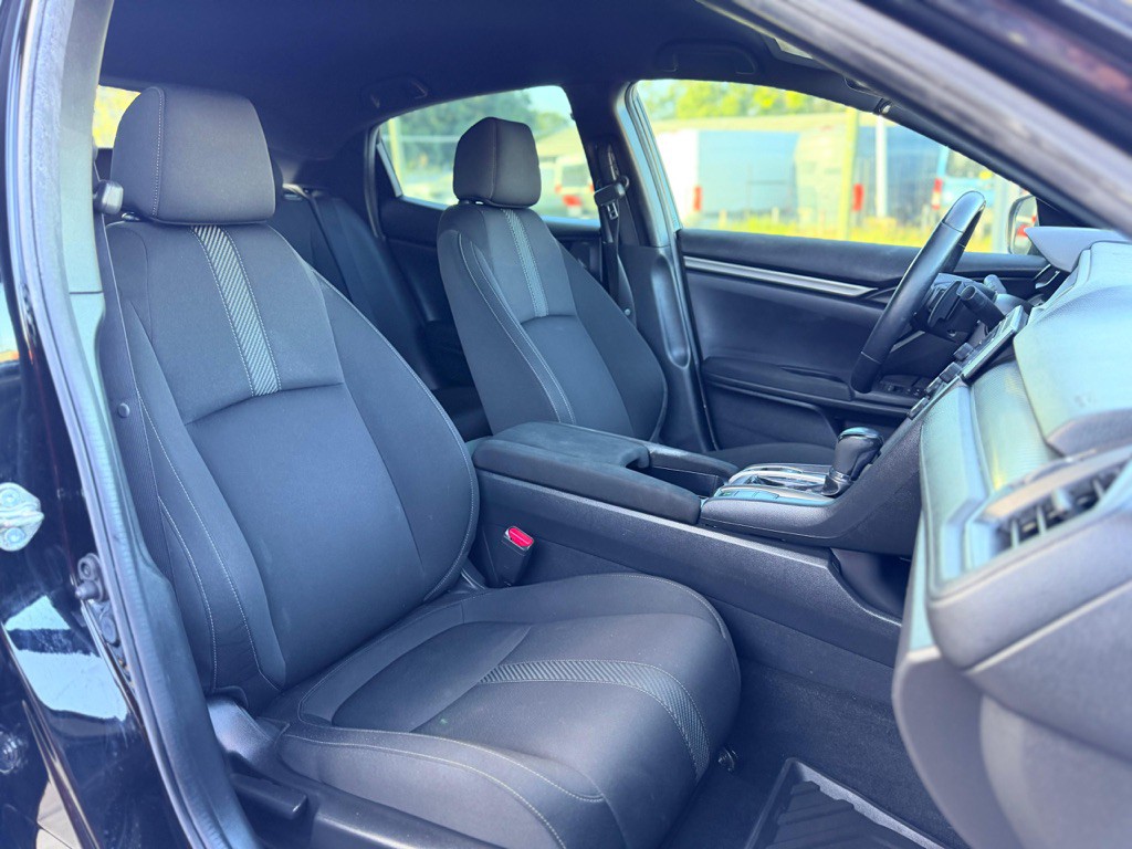 2019 Honda Civic Image 25